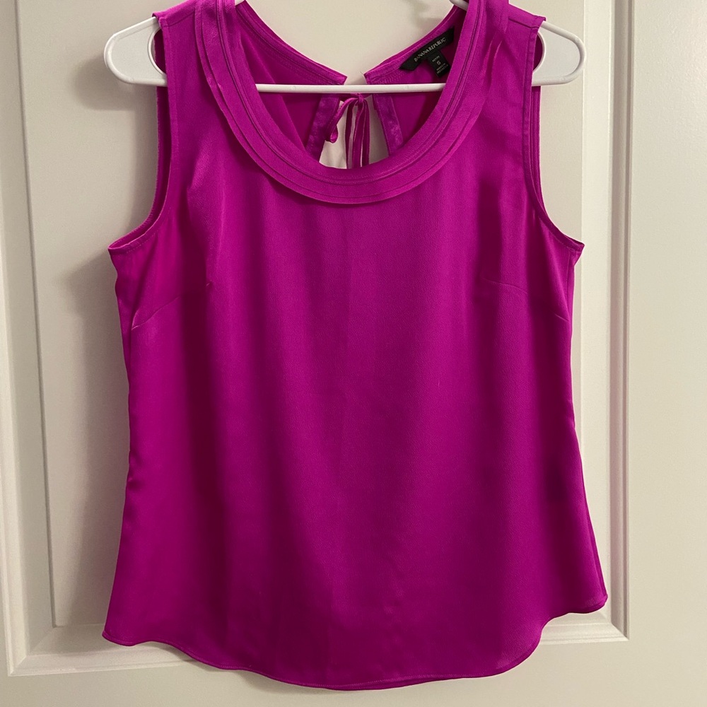 Women's Pink Sleeveless Top